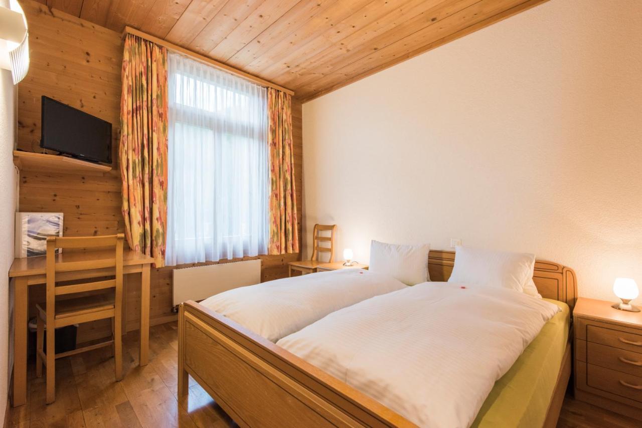 Hotel Alpenrose Beim Ballenberg Hofstetten bei Brienz Exterior photo